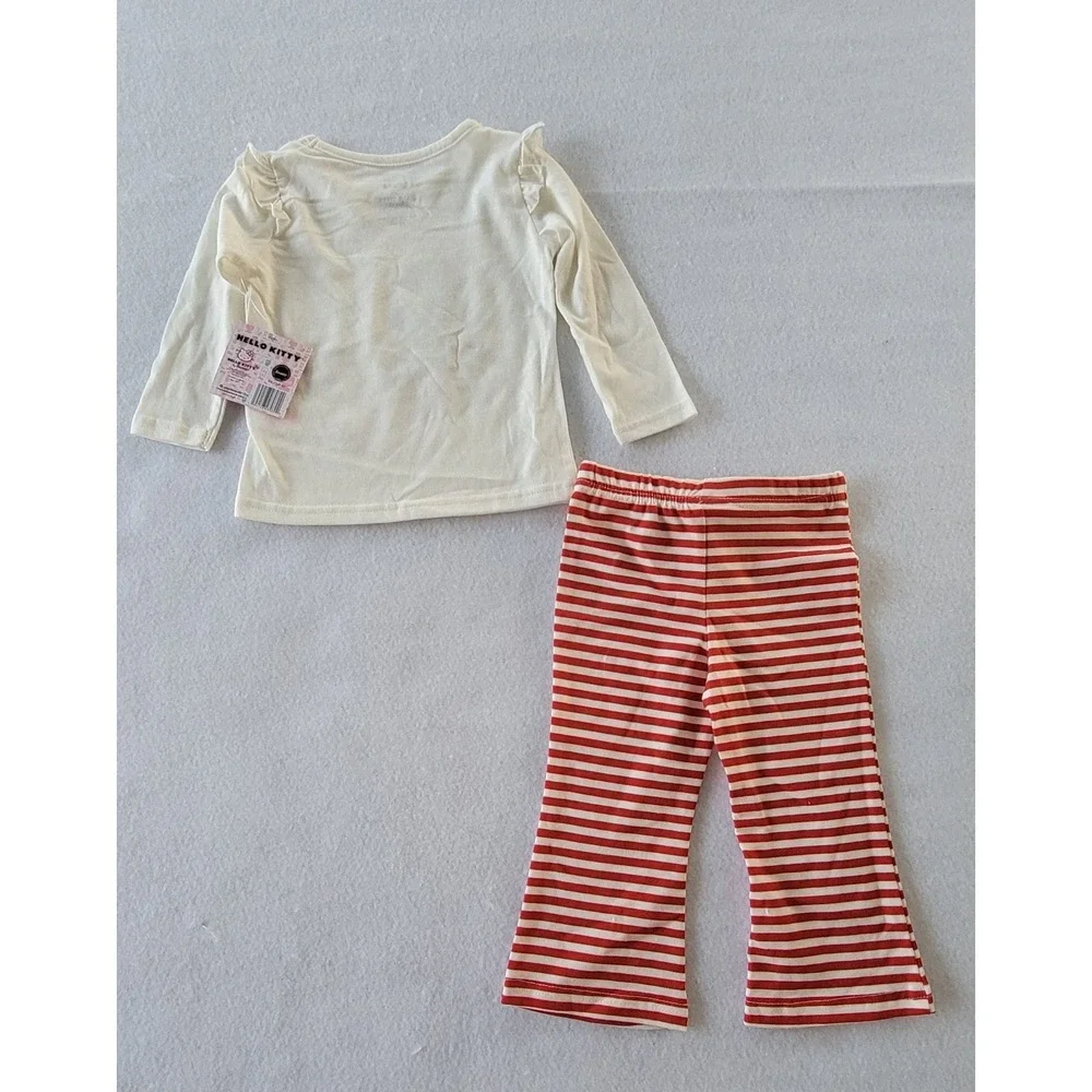 HELLO KITTY INFANT 2 PIECE SHIRT AND PANT CHRISTMAS SET Size 18 And 24‎ Months